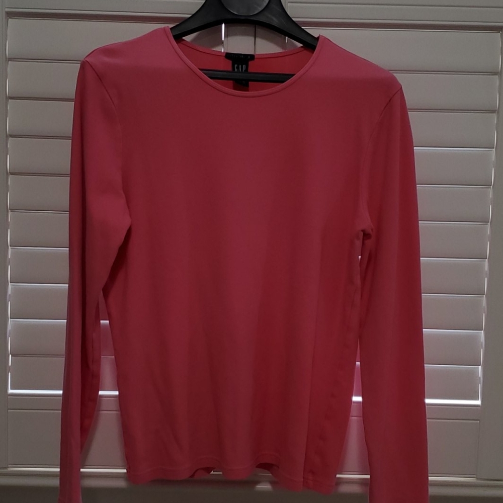 Long sleeve gap xl stretch shirt